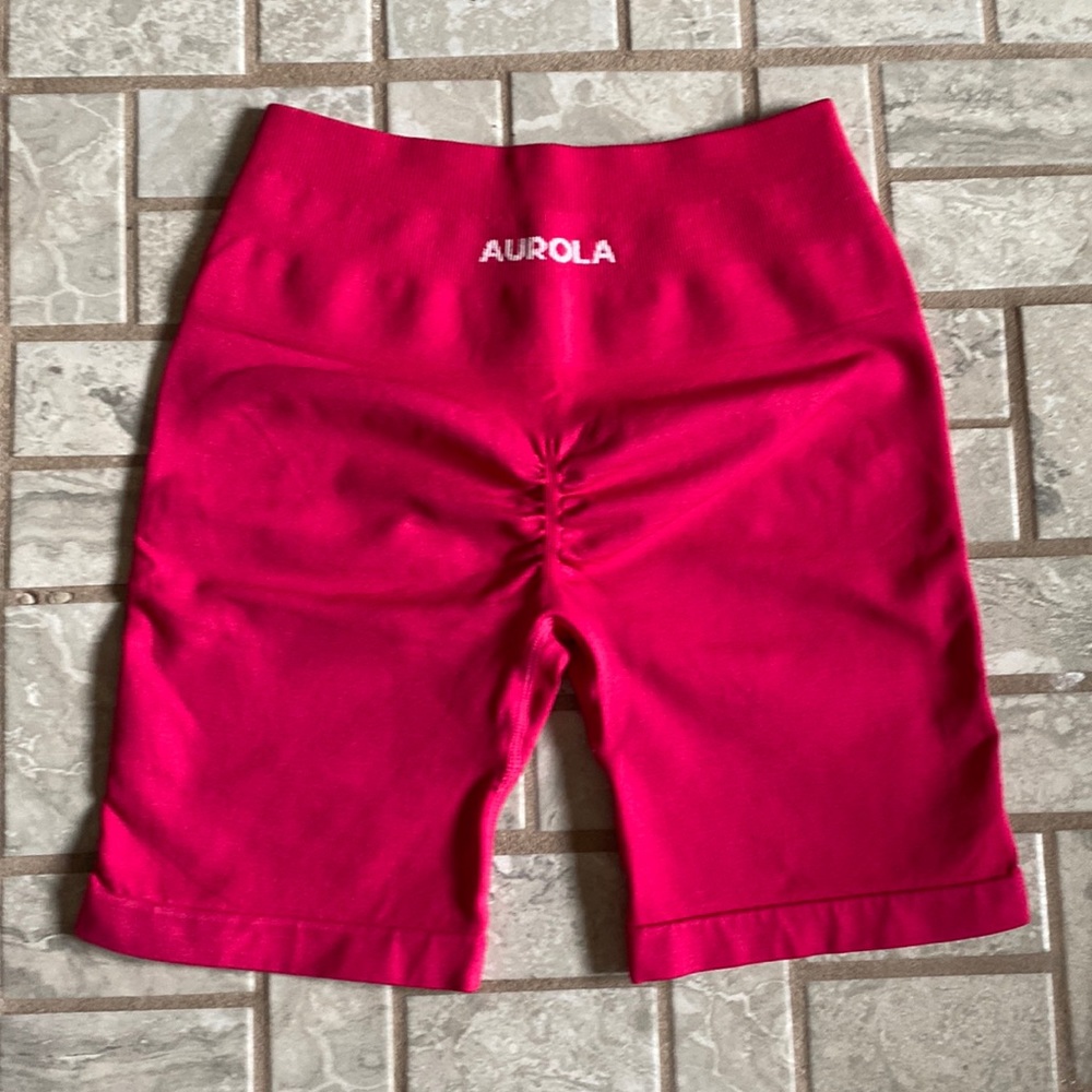 pink aurola shorts!